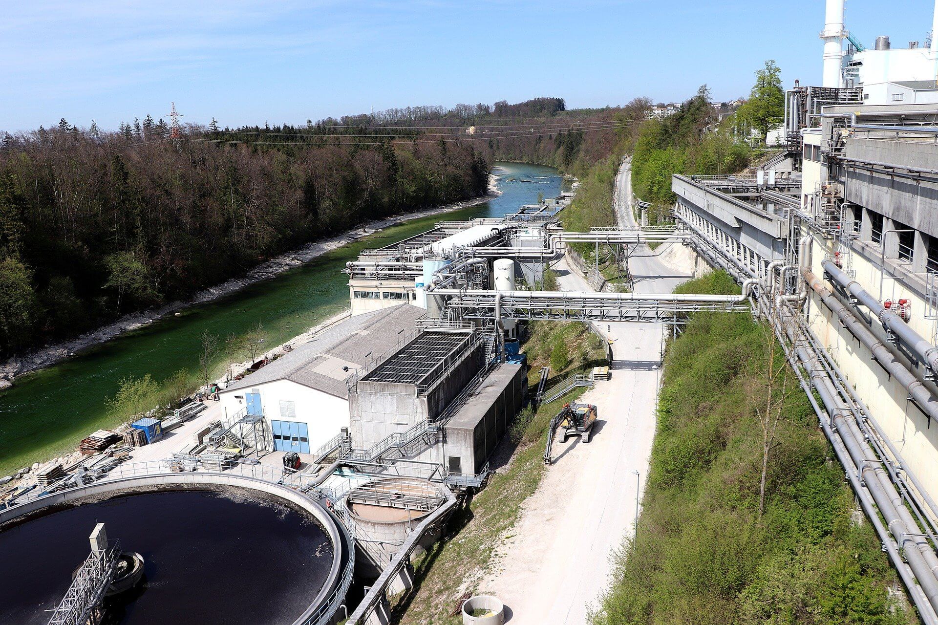 sewage-plant-4560229_1920 (1)